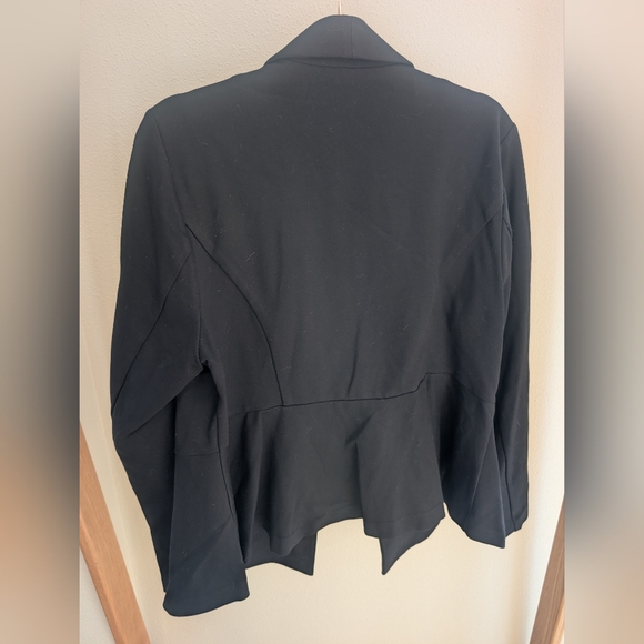 Studio By Torrid Black Women's Peplum Blazer - Picture 8 of 9